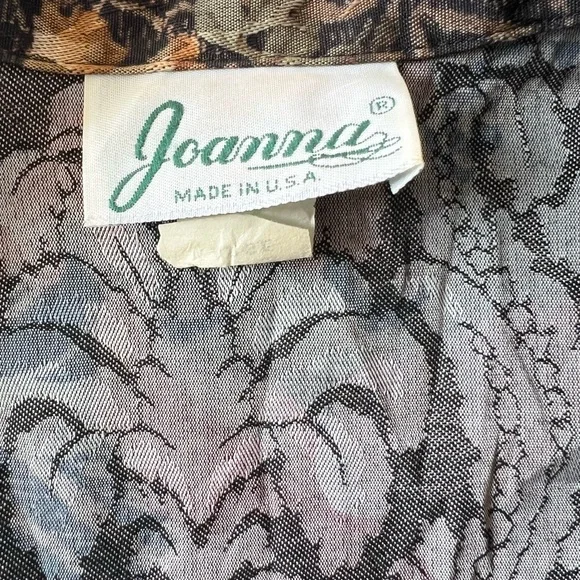 Vintage Joanna Women's Lightweight Floral Blazer - Picture 3 of 4